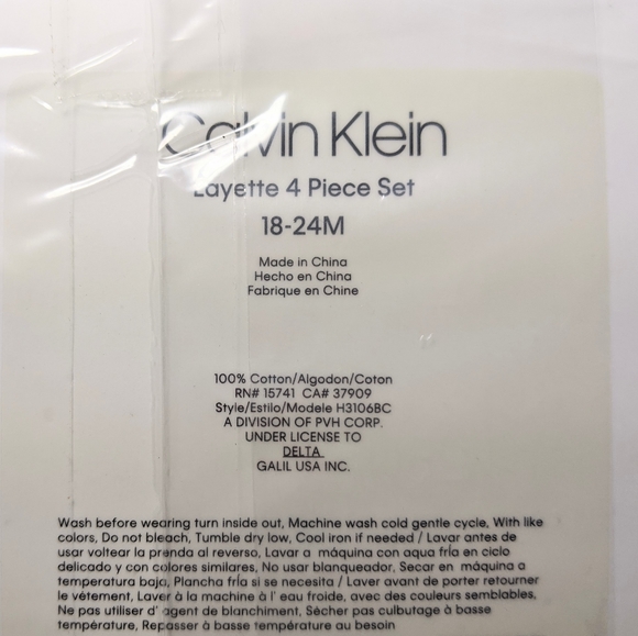 Calvin Klein Baby Gift Set - Picture 5 of 6